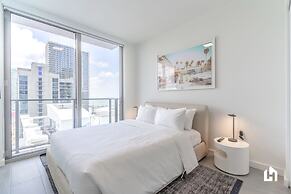 Downtown Miami Condos by Lua Host