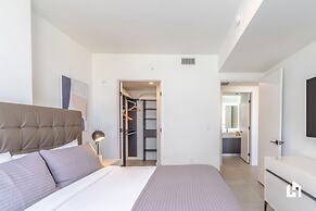 Downtown Miami Condos by Lua Host