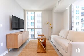 Downtown Miami Condos by Lua Host