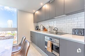 Downtown Miami Condos by Lua Host