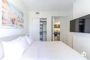 Downtown Miami Condos by Lua Host