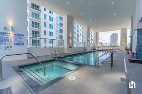 Downtown Miami Condos by Lua Host
