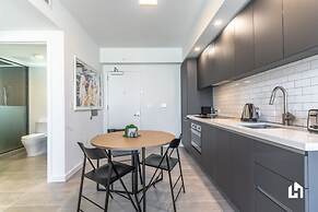 Downtown Miami Condos by Lua Host