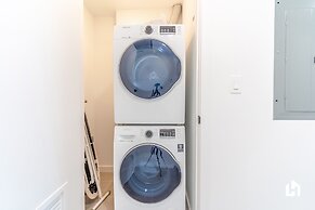 Downtown Miami Condos by Lua Host