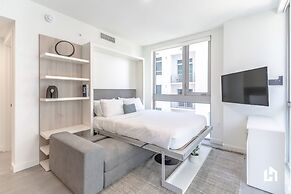 Downtown Miami Condos by Lua Host