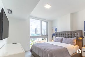 Downtown Miami Condos by Lua Host