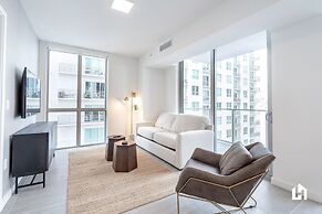 Downtown Miami Condos by Lua Host