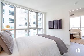 Downtown Miami Condos by Lua Host