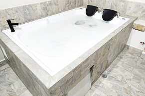 Luxury Villa In Provenza