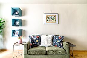 Stunning Flat With Excellent Location in Tesvikiye