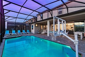 Solara Resort - Luxury 9 Bedroom Homes