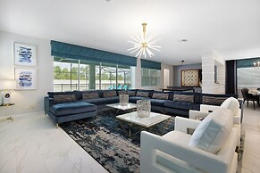 Solara Resort - Luxury 9 Bedroom Homes