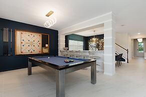 Solara Resort - Luxury 9 Bedroom Homes