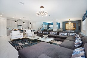 Solara Resort - Luxury 9 Bedroom Homes