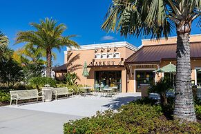 Solara Resort - Luxury 9 Bedroom Homes