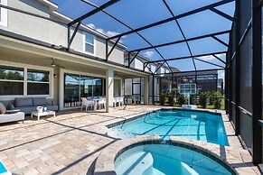 Solara Resort - Luxury 9 Bedroom Homes