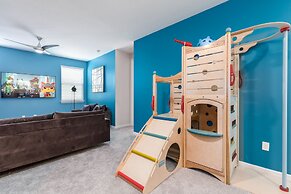 Solara Resort - Luxury 9 Bedroom Homes