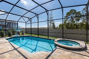 Solara Resort - Luxury 9 Bedroom Homes