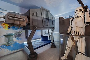 Solara Resort - Luxury 9 Bedroom Homes