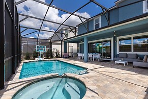 Solara Resort - Luxury 9 Bedroom Homes