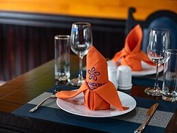 La Pandora Boutique Cruise