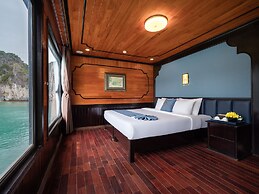 La Pandora Boutique Cruise