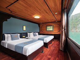 La Pandora Boutique Cruise