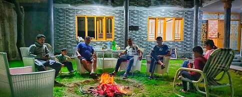 Beautiful Baltistan Lodge Skardu