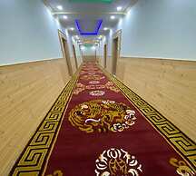 Dee Grand Marq Hotel