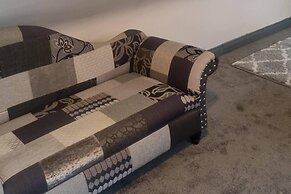 Angela's Hideaway - 2 Beds - Hot Tub - Sauna