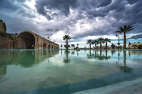 Damona 2BR Luxury Home With Garden