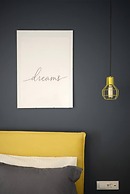 Damona 2BR Luxury Home With Garden