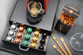 Damona 2BR Luxury Home With Garden