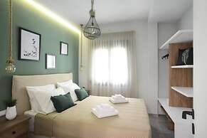 Damona 2BR Luxury Home With Garden