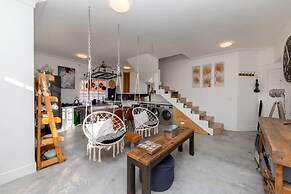 Chic and Homey 2 Bedroom Loft in Cape Town