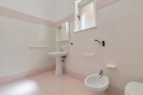 2345 Le Due Torri - Torre Grande by Barbarhouse