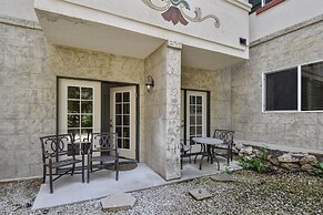 Family Getaway~pool, Tubing, Skiing, & Ice Castles Villa 1002 1 Bedroo