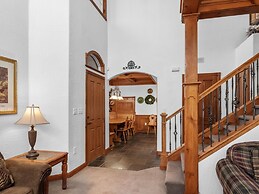 Adventure Hub~backcountry Skisnowmobilescuba Diving 734 3 Bedroom Town