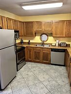 Tropical Hideaway 2 Bedroom Townhouse by RedAwning