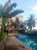 Greenery Bubble Apartment