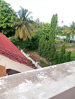 Greenery Bubble Apartment