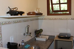 Casinha no sítio Calmamente