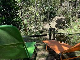 Casinha no sítio Calmamente