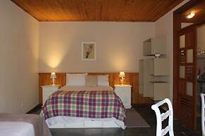 Casinha no sítio Calmamente