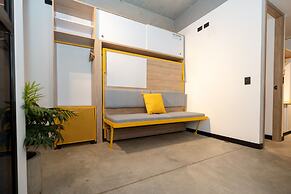 Indie Universe Creative Hotel