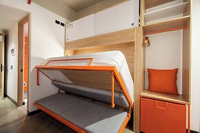 Indie Universe Creative Hotel