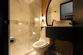 Indie Universe Creative Hotel