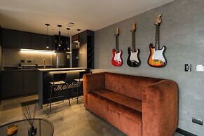 Indie Universe Creative Hotel