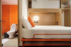 Indie Universe Creative Hotel