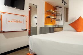 Indie Universe Creative Hotel